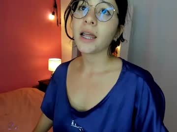 See Agnes_21 online Now @ camswhore.com