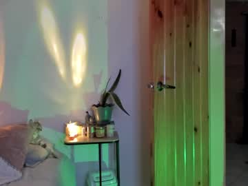 See Alyssagreen_ online Now @ camswhore.com