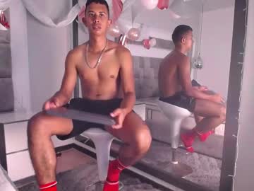 See Aronsmitt_ online Now @ camswhore.com