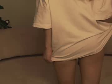 See Aryamirelle online Now @ camswhore.com