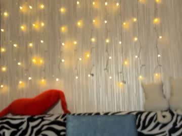 See Asian_vi online Now @ camswhore.com