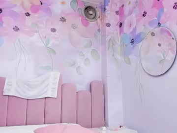 See Babyabril18 online Now @ camswhore.com
