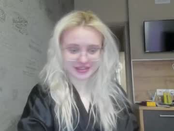 See Be_daddy online Now @ camswhore.com