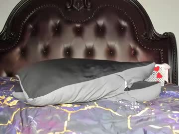 See Bigbuttsarena online Now @ camswhore.com