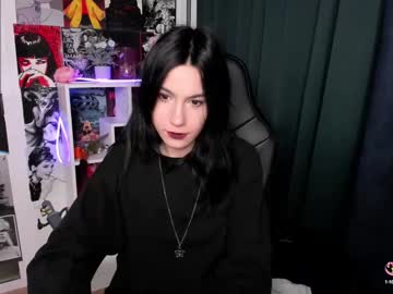 See Bluberry_bri online Now @ camswhore.com