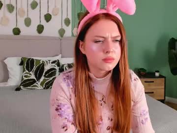 See Carlielewis online Now @ camswhore.com