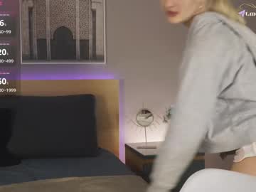 See Chloecoral online Now @ camswhore.com