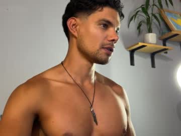 See Daniel0910s online Now @ camswhore.com