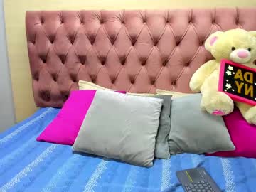 See Daniibelluci online Now @ camswhore.com