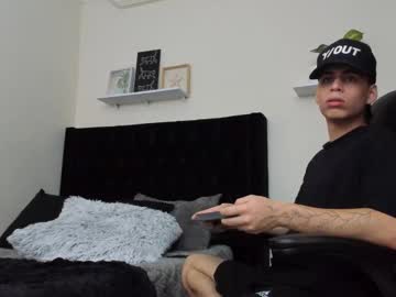 See Dante_restrepo online Now @ camswhore.com