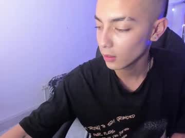 See Dereck_boy8 online Now @ camswhore.com