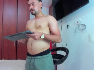 See Derrybigger_cm online Now @ camswhore.com