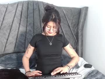 See Emily_carter79 online Now @ camswhore.com