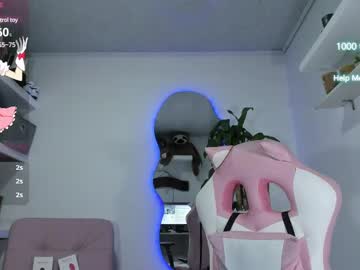 See Emily_palmeer online Now @ camswhore.com