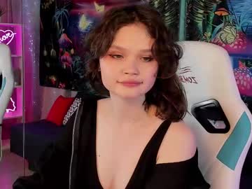 See Emilychaves online Now @ camswhore.com