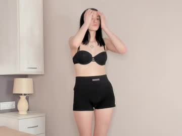 See Grace_louis online Now @ camswhore.com