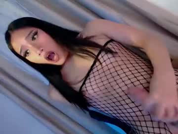 See Its_me_kaye28 online Now @ camswhore.com