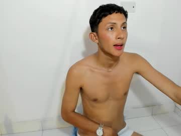See James_blanco online Now @ camswhore.com