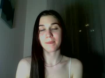 See Katie_foxi online Now @ camswhore.com