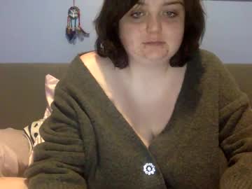 See Kattyxoxo98753 online Now @ camswhore.com