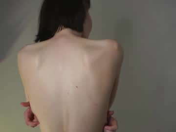 See Kisskiss_mourmeow online Now @ camswhore.com