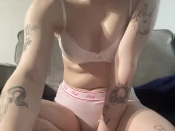 See Knextdoor online Now @ camswhore.com