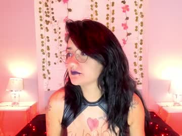 See Kyliemaxwell online Now @ camswhore.com