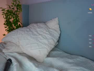See Lady_elly online Now @ camswhore.com