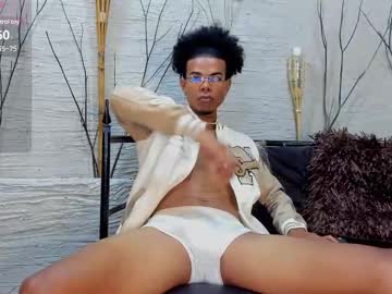 See Liancarther online Now @ camswhore.com