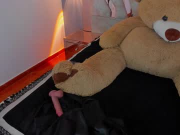 See Maddycrofft online Now @ camswhore.com
