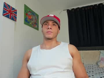 See Max_valiant online Now @ camswhore.com