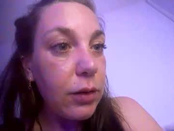 See Melli23 online Now @ camswhore.com