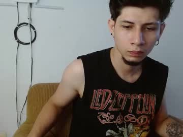 See Mistermike_69 online Now @ camswhore.com