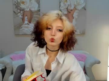 See Mistymarlow online Now @ camswhore.com