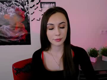 See Nikonara_ online Now @ camswhore.com