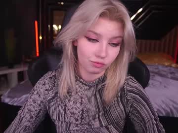 See Selenairis online Now @ camswhore.com