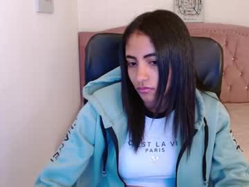 See Shaneelle online Now @ camswhore.com