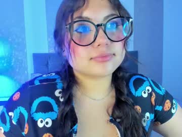 See Softlily_mei online Now @ camswhore.com