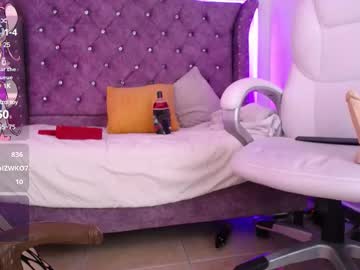 See Zoe_smith7 online Now @ camswhore.com